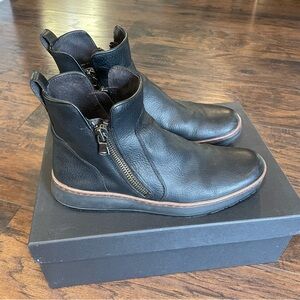 John Varvatos Men's Barrett Creeper Zip Leather Boots